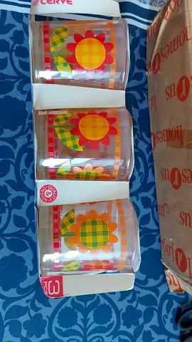 Vintage Flower Design Container