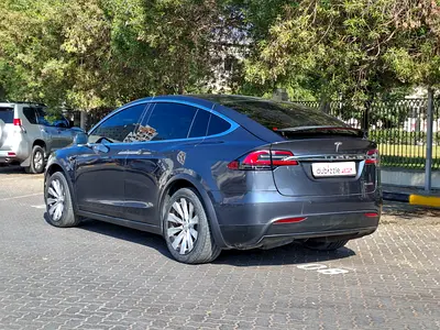 صورة 10 لـ 2020 Tesla MODEL X