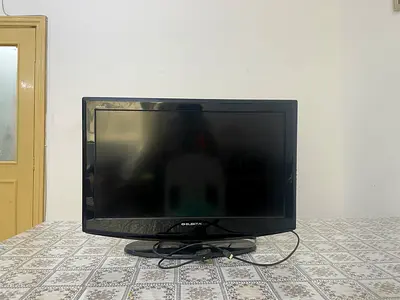 Sleek and Functional LED LCD TV in Excellent Condition. 32”