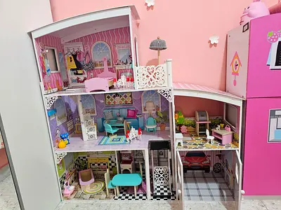 Kids Doll house play set