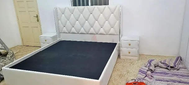 Queen Size Stylish Velvet Fabric Bed Are Available At Factory Price