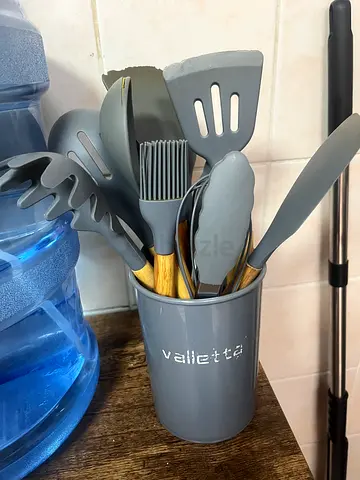 Versatile Grey Kitchen Utensils Set