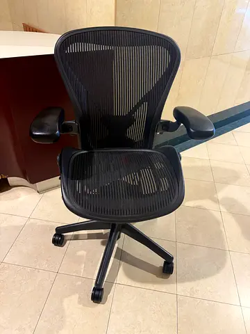 Herman Miller Areon Classic Chairs for Selling