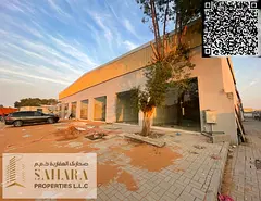 Amazing show room for rent