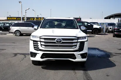 TOYOTA LAND CRUSIER VX FULL OPTION 4.0L MODEL 2026