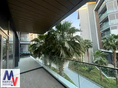 Best Priced unit/ Mid Floor/Vacant