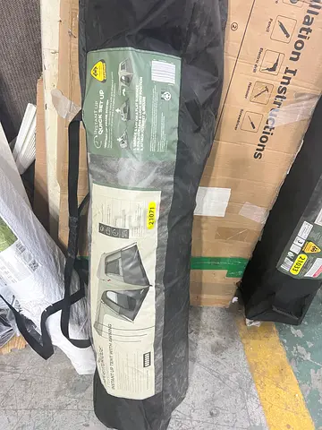 6 person instant up tent from Australia