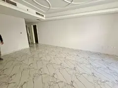 Lxury and Like Brand new apartment with balcony parking waldrop 3wachroom prim location sharja Muwai