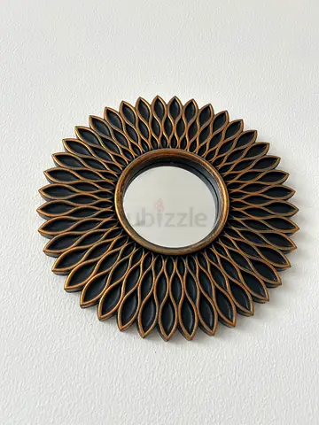 Wall decoration 3 piece small mirror