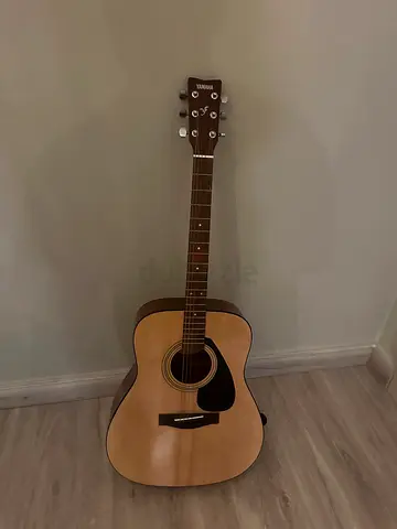Yamaha F310 Acoustic Guitar for Sale