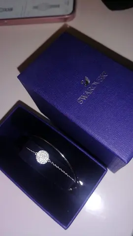 Elegant Swarovski Bracelet with Gift Box