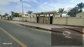 Two villas for sale – Sharjah / Al Quoz Corner on two streets, close to the park and Wasit Street