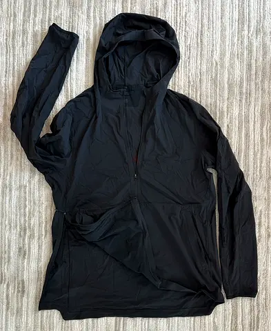 Lululemon rain, repellent, foldable jacket