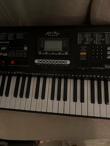 mike music piano