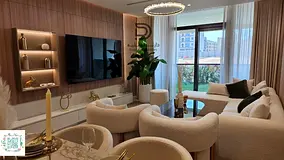 Zero commission Fully furnished unit with good-quality finishing Crystal lagoon views Flexible payme