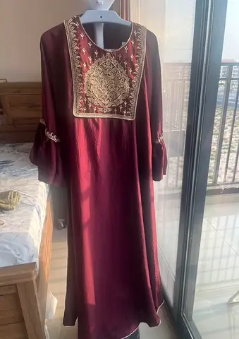 New Very nice elegant mukhawar/jalabiya/Abaya from Saudi Arabia
