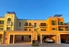 Luxurious | Waterfront Townhouse | 3BR+Maid