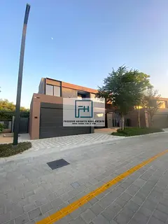 🏡 FOR SALE – LUXURIOUS 5BR STANDALONE VILLA