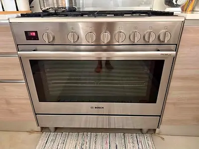 Bosch Series 8 Full Gas cooker 90cm