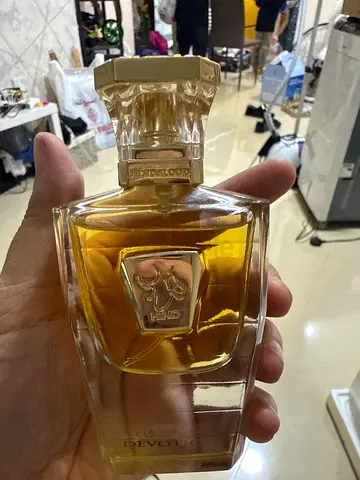 Elegant Fragrance for women and men