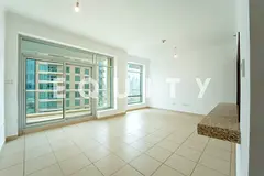 Vacant on Transfer | Old Town Views | Balcony