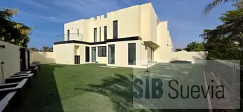 Corner Villa I Huge Land I 3 Bedrooms I Golf Community