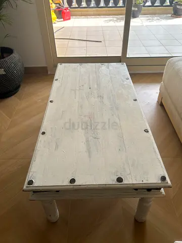 Chic Vintage-Style Coffee Table