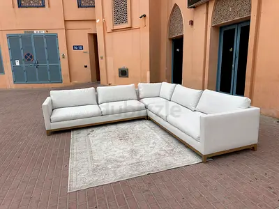 Looks great Condition CrateBarrel Corner _ Shaped Sofa Beige