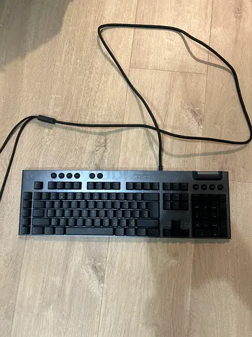 Logitech G815 Clicky (great condition)