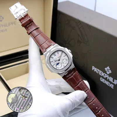 Elegant Patek Philippe Watch - A Timeless Timepiece