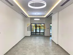 Specious 4 bedroom+made room with 6 bath