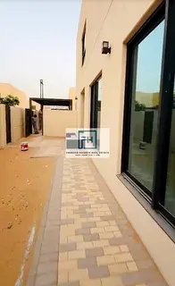 Brand new 3 BR villa ready to move available for rent.