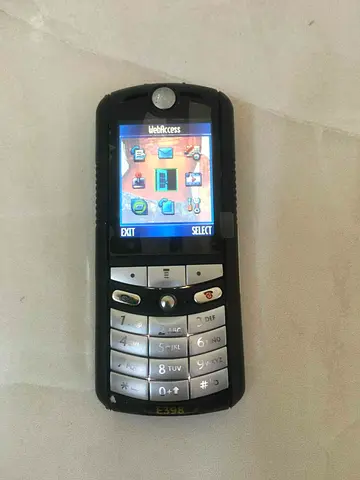 Motorola E398 retro phone