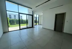 Single row | High privacy | Near to amenities