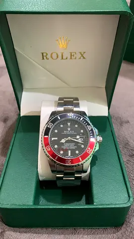Rolex Submariner - Timeless Elegance
