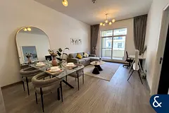 1 Bed I Fully Upgraded I Vacant On Transfer