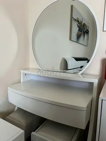 BEDROOM MIRROR FOR SALE