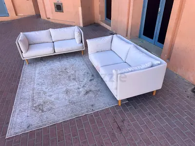 Looks great Condition CrateBarrel 2+2 Sofa Beige