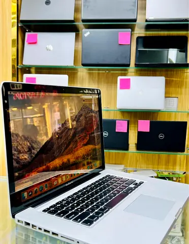 Apple MacBook - Sleek and Efficient Laptop for Sale