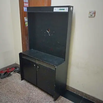 WOODEN  DESIGNER T.V STAND