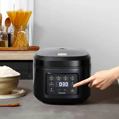 Electronic rice cooker (SR-DA182) BY PANASONIC