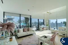 Penthouse | Vacant | Private Rooftop Pool