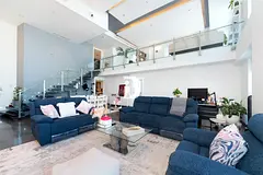 LOFT APARTMENT I SKYLINE VIEW I CALL NOW