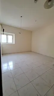 **One-bedroom apartment with living room and 2 bathrooms in Al Qasimia – Al Mahatta. Good size at 