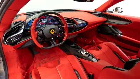 2021 Ferrari SF90 STRADALE — фото 12