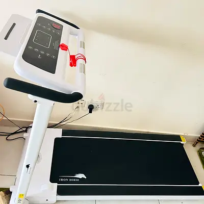 Electric Treadmill  Iron Horse | Excellent Condition