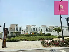 Beautiful Villa | Exclusive | Single Row | Backing On Central Park | Roof Access | Attractive Price