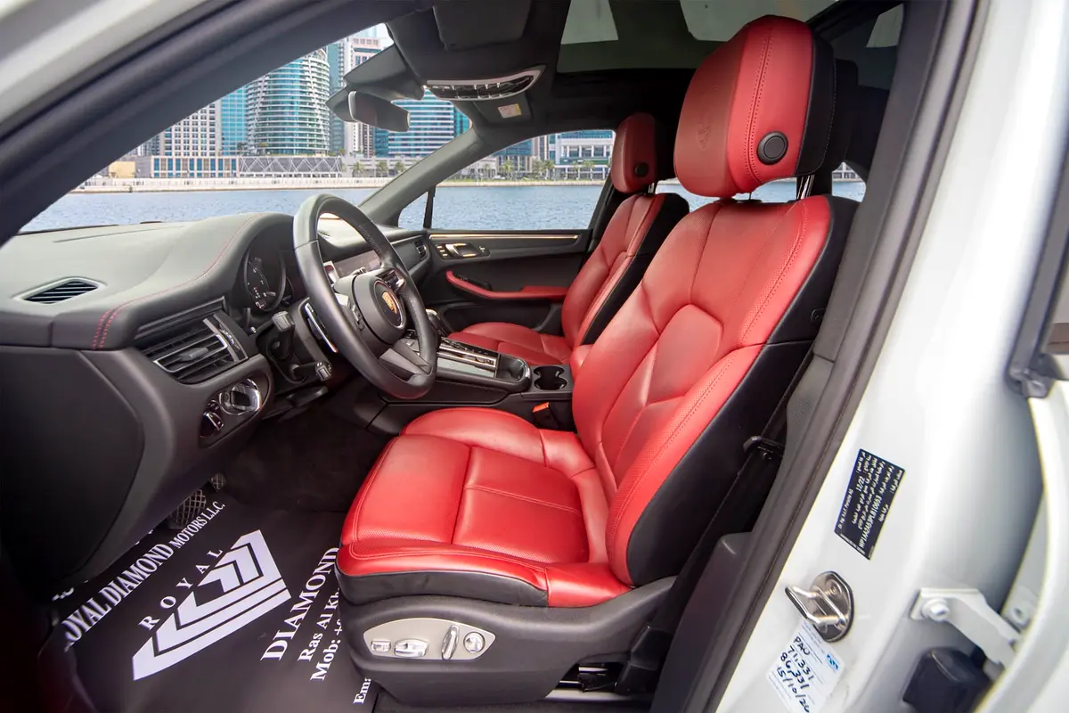 Porsche Macan 2023