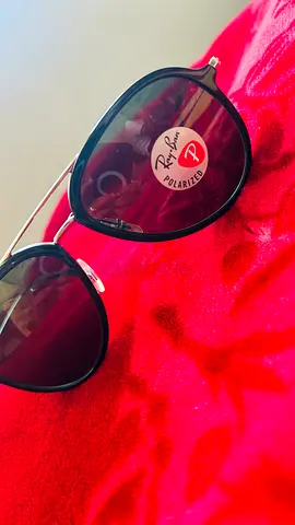 Stylish Ray-Ban Polarized Sunglasses RB4298