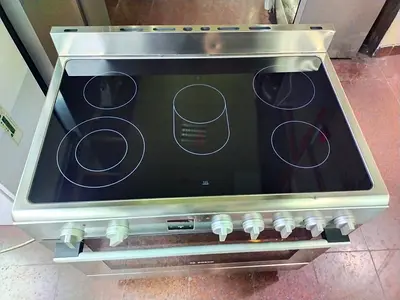 Bosch Brand New Stove 5 Burners 90×60cm Mint Condition Not Used Before